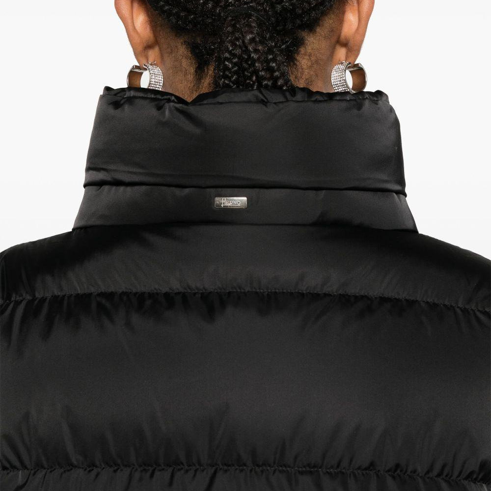 
                  
                    Piumino Herno PI001936D12170Z 9300 Herno 
                  
                