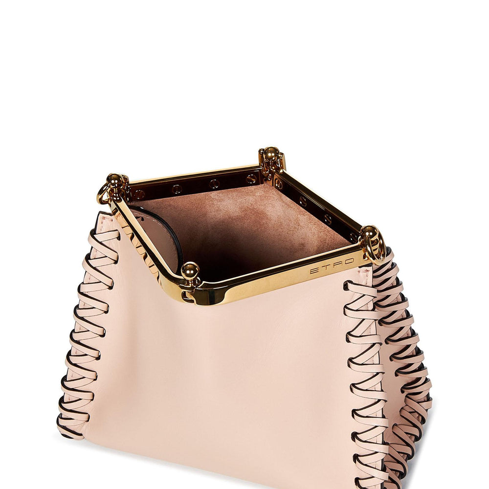 
                  
                    Etro WP1B0001AR229F1218
                  
                
