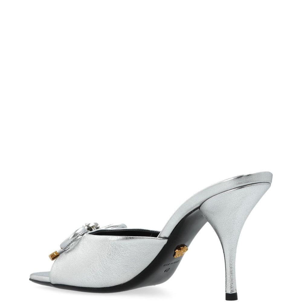 
                  
                    Versace 10182391A085391E01V
                  
                