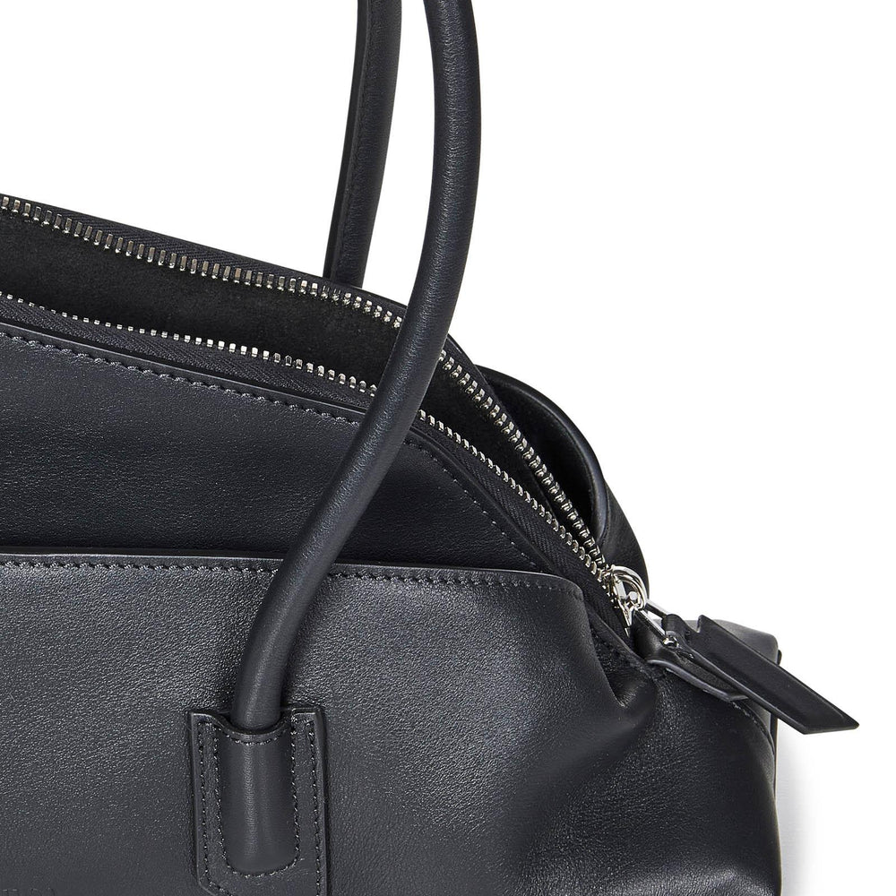 
                  
                    Borsa a mano "La Passeggiata Small" The Attico 250WAH00058LBT019AA 100 The Attico 
                  
                