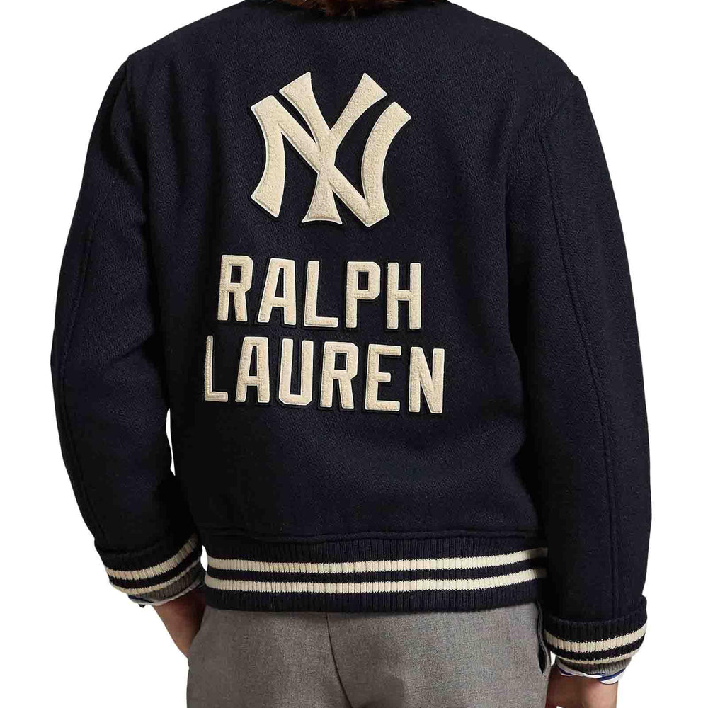 
                  
                    Giubbino Yankees Polo Ralph Lauren 710953996 001 Polo Ralph Lauren 
                  
                