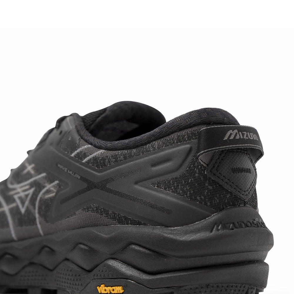 
                  
                    Mizuno D1GA250102
                  
                
