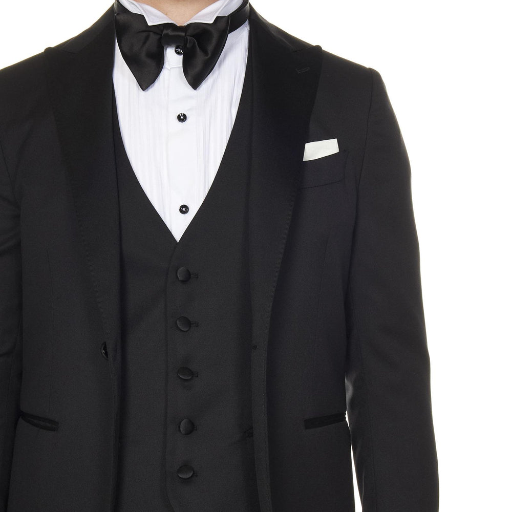 
                  
                    Abito Modello James Bond 007 Franzese Napoli FRACRISTAL NERO Franzese Collection Pronta Sartoria 
                  
                