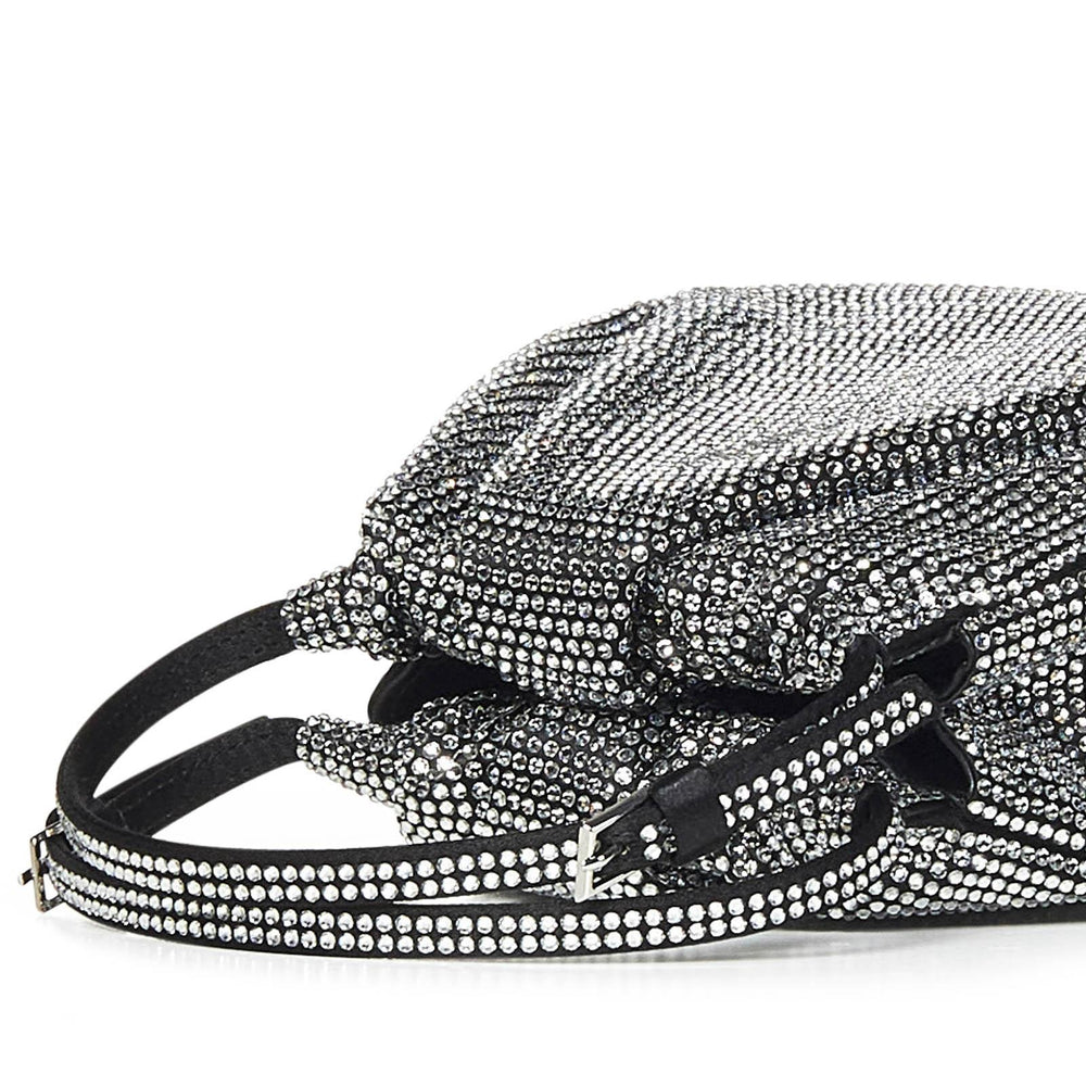 
                  
                    Borsa a mano Vittoria Full Crystal Amina Muaddi VITTORIAFULLCRYSTAL BLACK Amina Muaddi 
                  
                