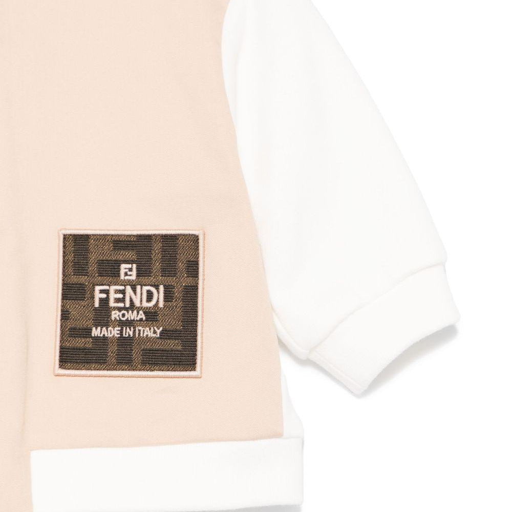 
                  
                    Fendi Kids BMH078ADEHF1P2P
                  
                