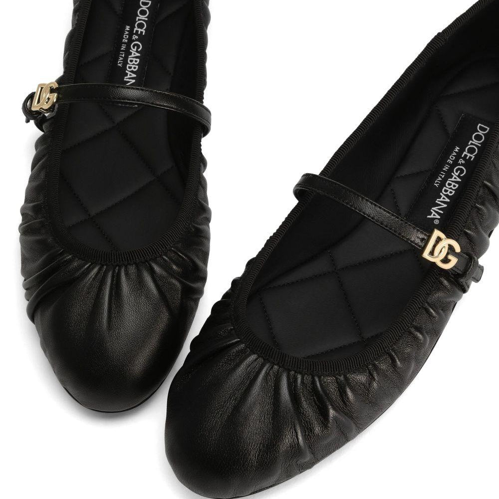 
                  
                    DOLCE & GABBANA CB0257AD1378B956
                  
                