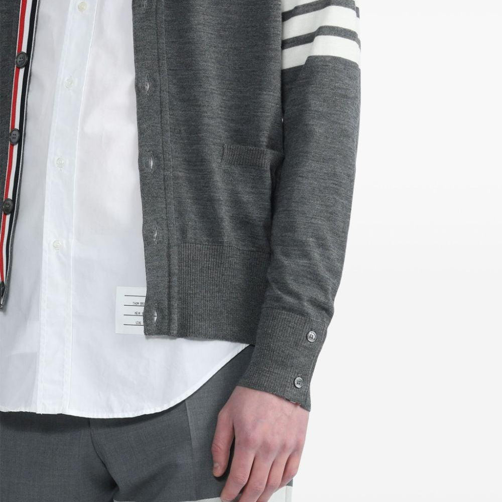 
                  
                    Thom Browne MKC002AY1014038
                  
                