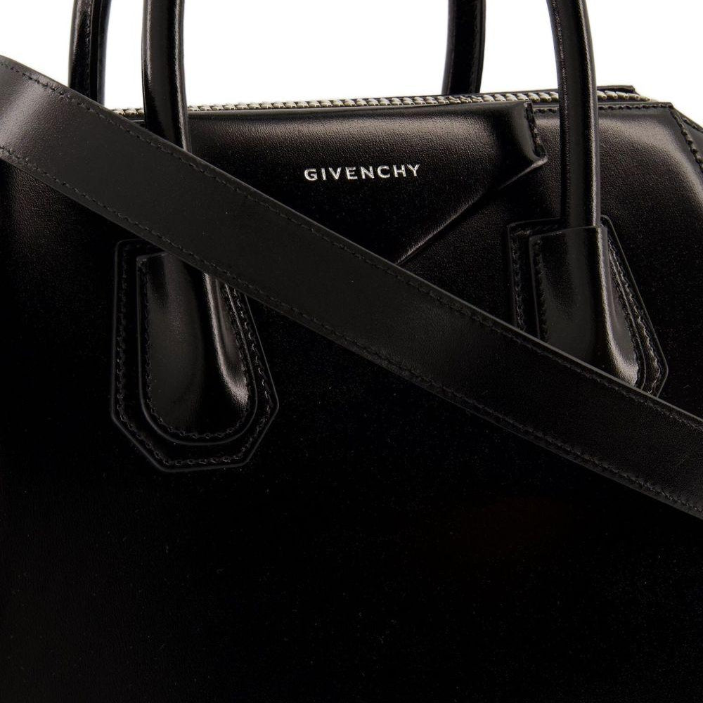 
                  
                    Borsa a mano Antigona piccola Givenchy BB5149B1R0 001 Givenchy 
                  
                