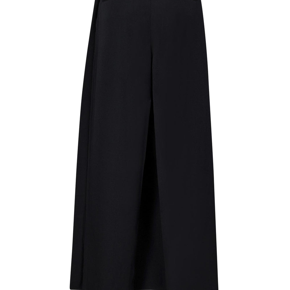 
                  
                    Jean Paul Gaultier PA141C042000001
                  
                
