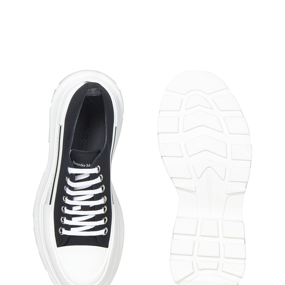 
                  
                    Alexander McQueen 705660W4AAQ1070
                  
                