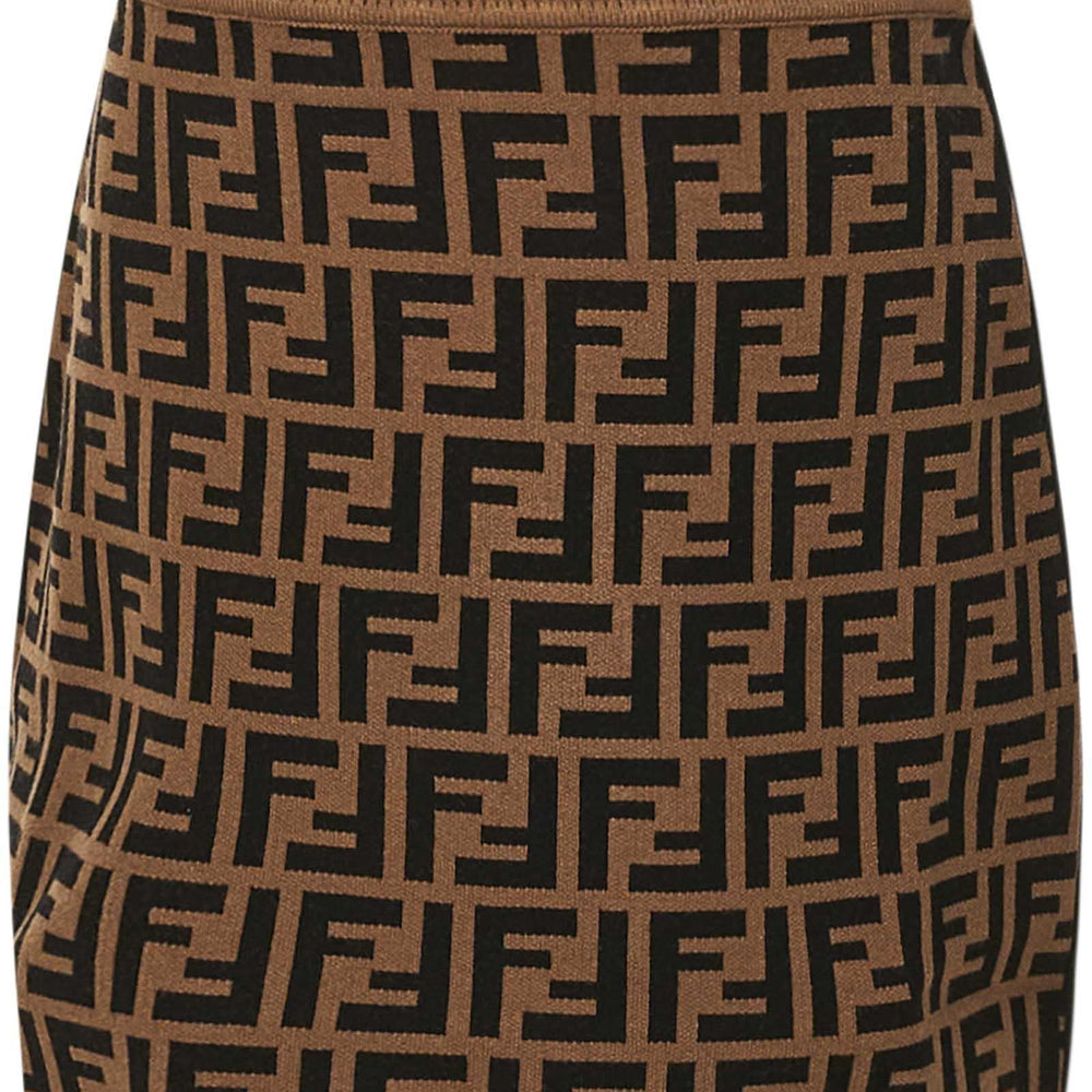 
                  
                    Fendi Kids JFG070AEYDF15B6
                  
                