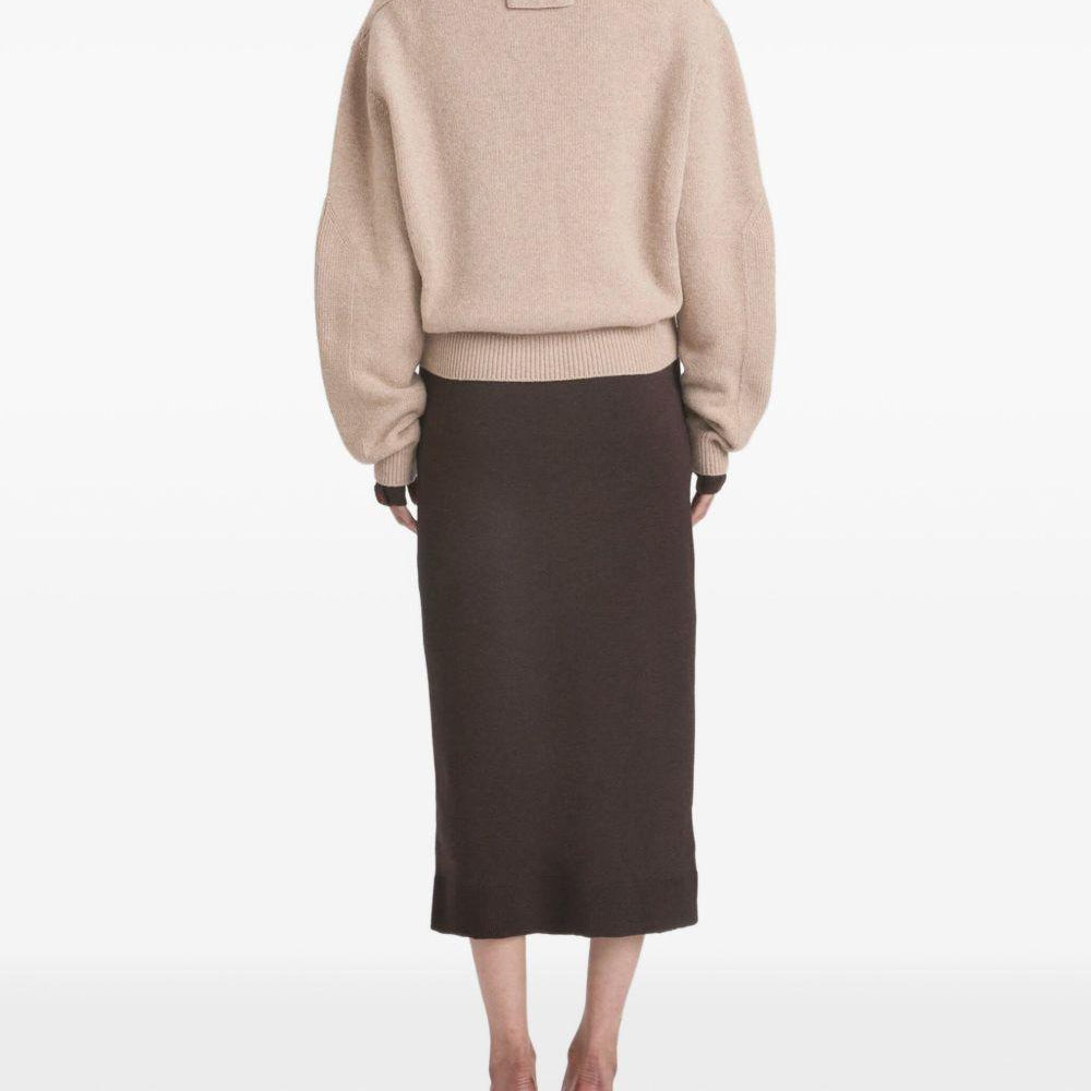 
                  
                    Maglia Victoria Beckham 1325KJU006421A SAND Victoria Beckham 
                  
                