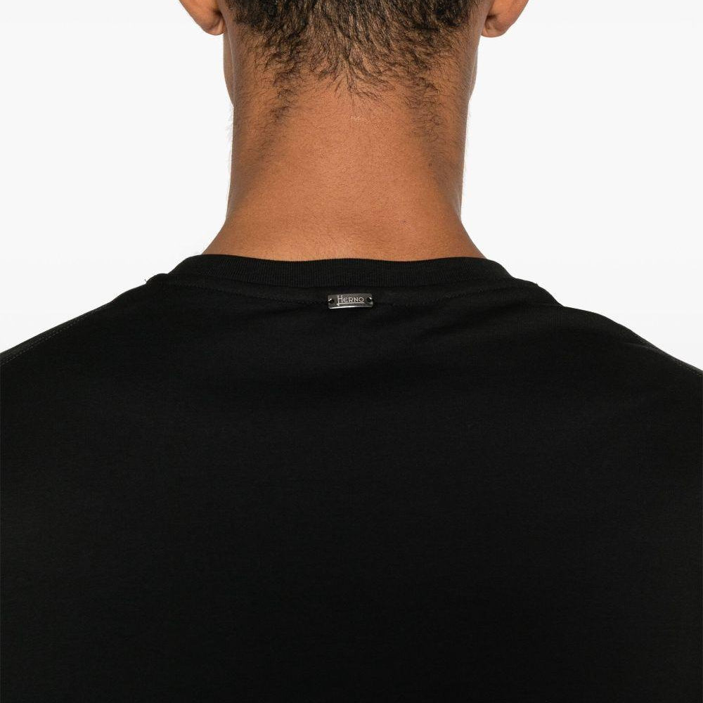 
                  
                    T-Shirt Herno JG00031UR52052 9300 Herno 
                  
                