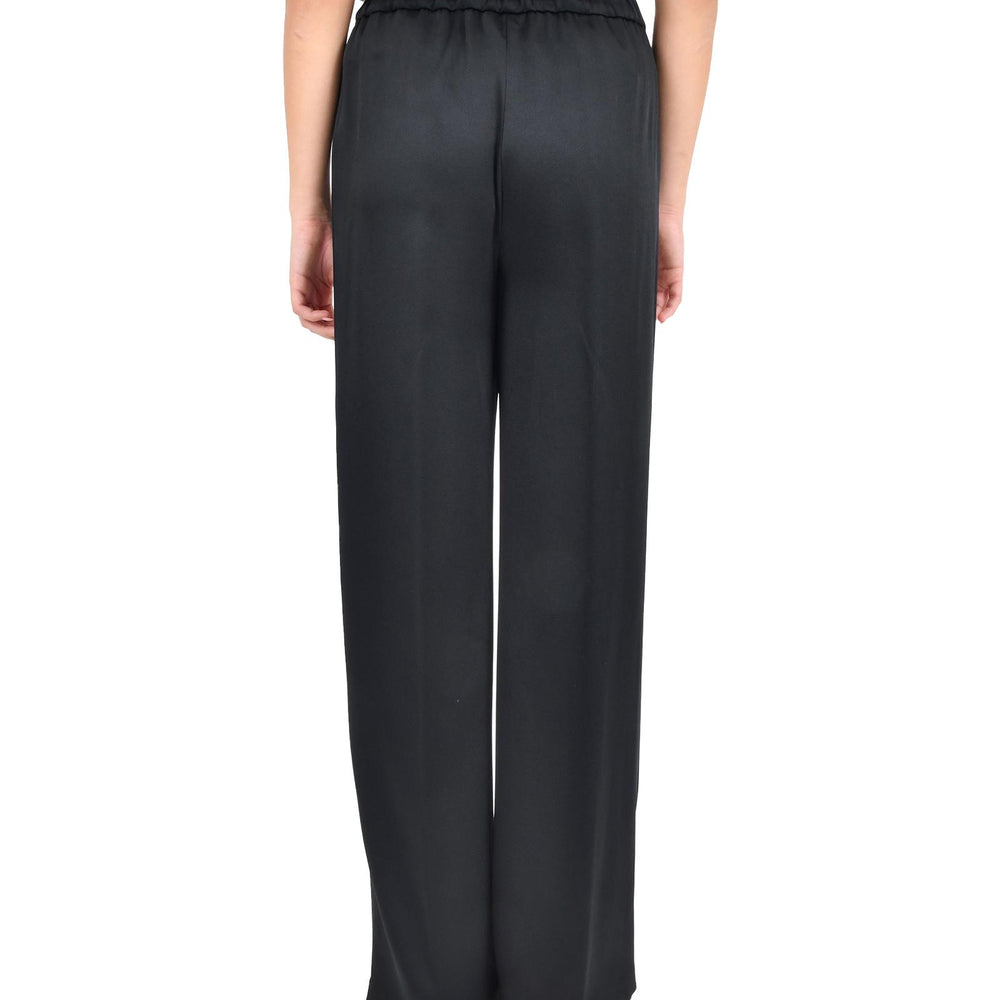 
                  
                    Pantaloni Herno PT00039DR12727 9300 Herno 
                  
                