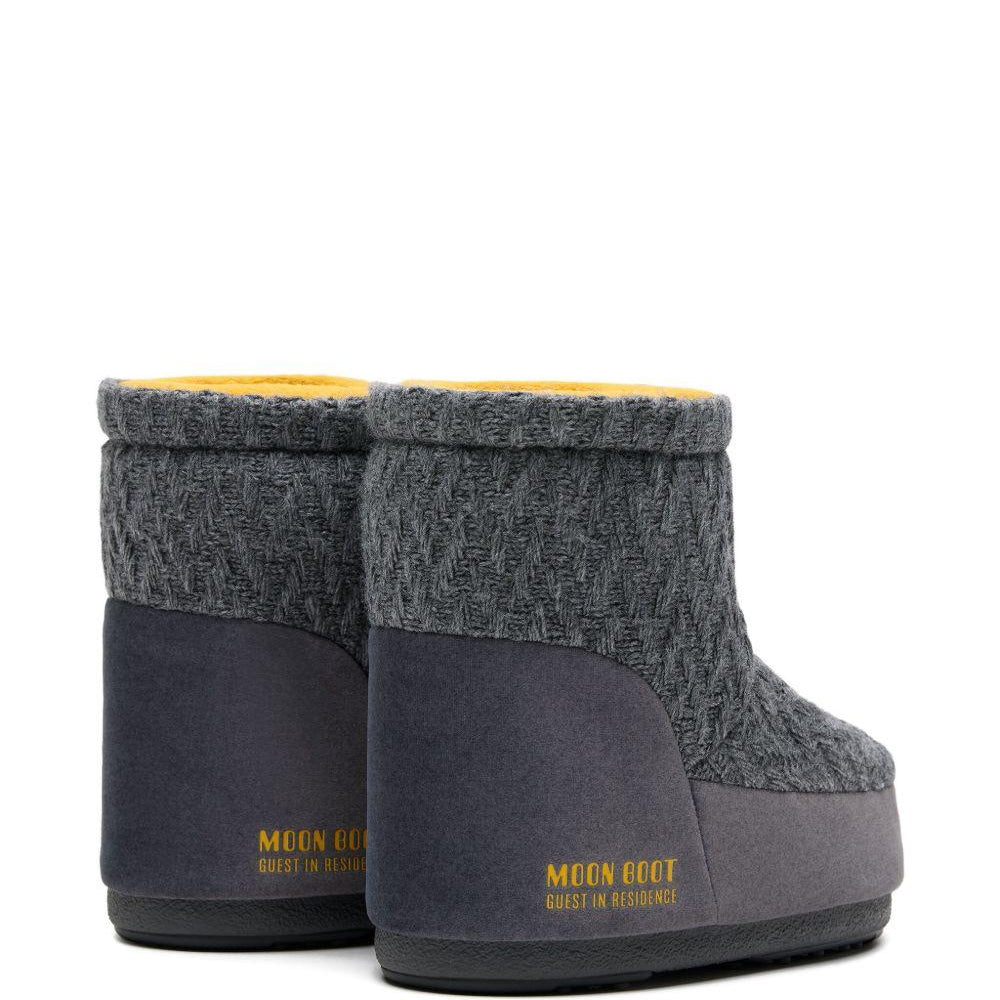 
                  
                    Moon boot x Guest In Residence ICON LOW Boots 80D1409750 H019 Moon boot 
                  
                