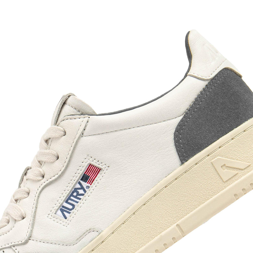 
                  
                    Sneakers Medalist Low Autry AULM GS45 Autry 
                  
                