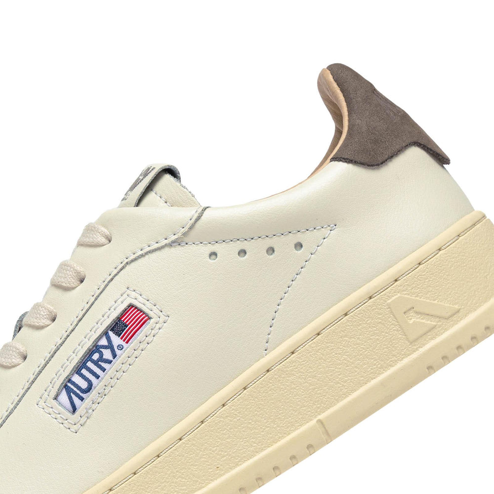
                  
                    Sneakers Dallas Low Autry ADLM MR16 Autry 
                  
                