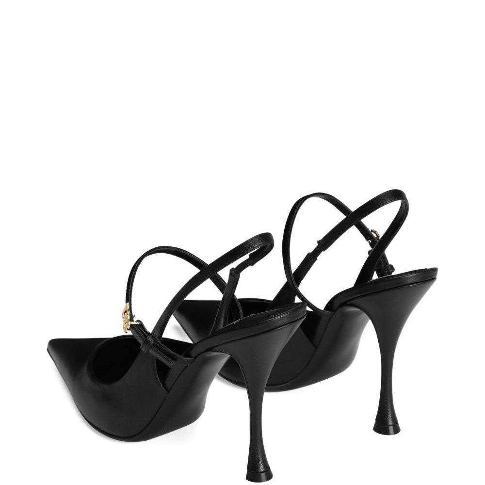
                  
                    Décolleté DOLCE & GABBANA CG0974A5738 80999 DOLCE & GABBANA 
                  
                