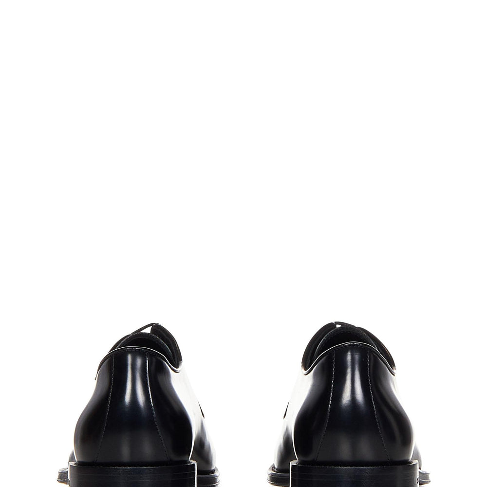 
                  
                    Dsquared2 LUM0085249000012124
                  
                