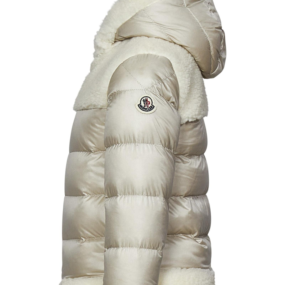 
                  
                    Moncler Enfant 1A00022595FE268
                  
                