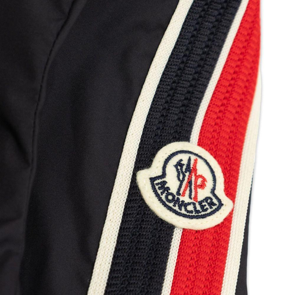 
                  
                    Moncler Enfant 1A00118597YW778
                  
                