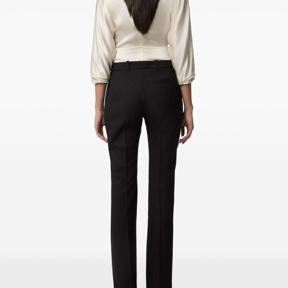 
                  
                    Top Nina Ricci 25ACTO021VI0530 U1230 Nina Ricci 
                  
                