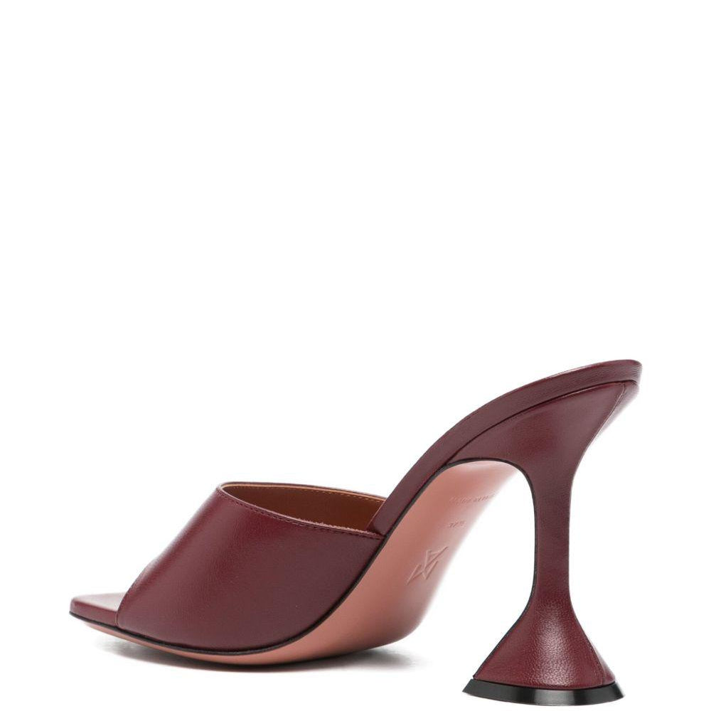 
                  
                    Sandali LUPITA 95 Amina Muaddi LUPITASLIPPERNAPPA95 WINE Amina Muaddi 
                  
                