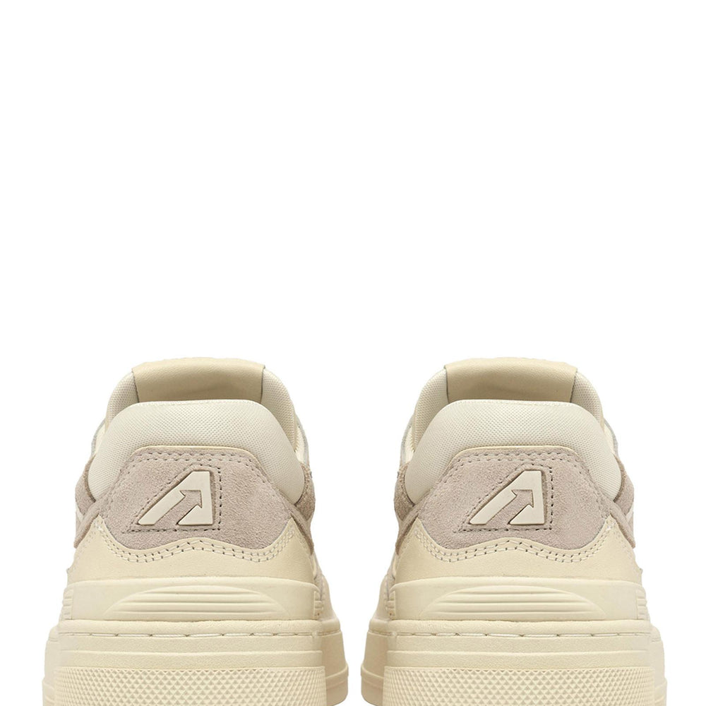 
                  
                    Sneakers CLC LOW Autry ROLW NP01 Autry 
                  
                