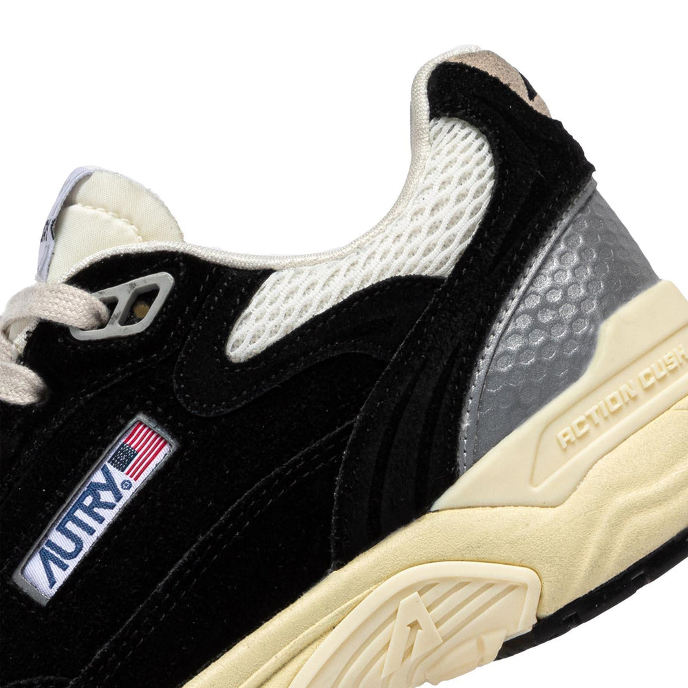 
                  
                    Sneakers HYPERWAY Autry HYLM UM07 Autry 
                  
                