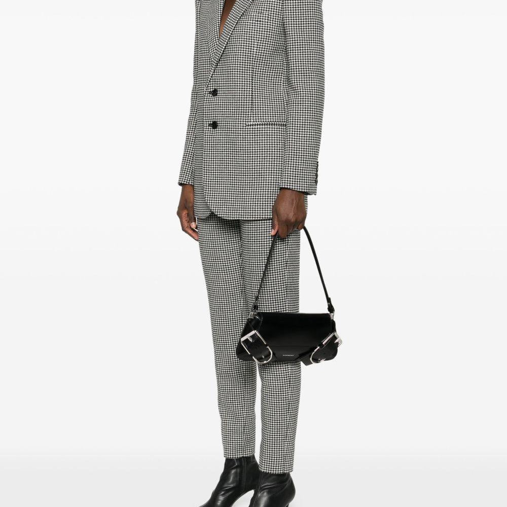 
                  
                    Givenchy BB50YAB00D001
                  
                
