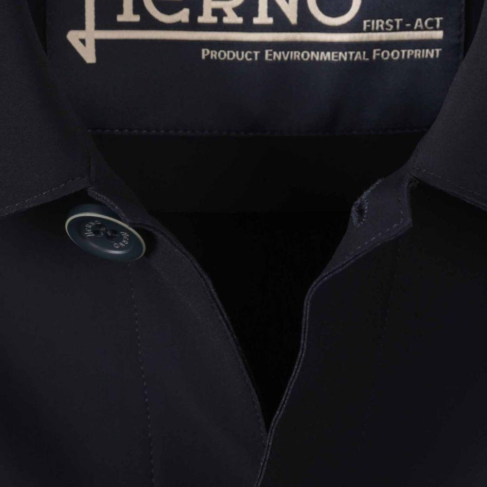 
                  
                    Herno GI000472U12359S9200
                  
                