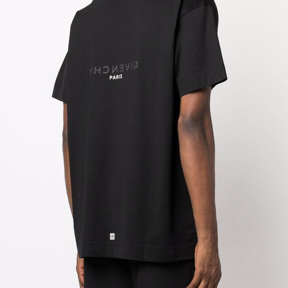 
                  
                    Givenchy BM71533Y6B001
                  
                