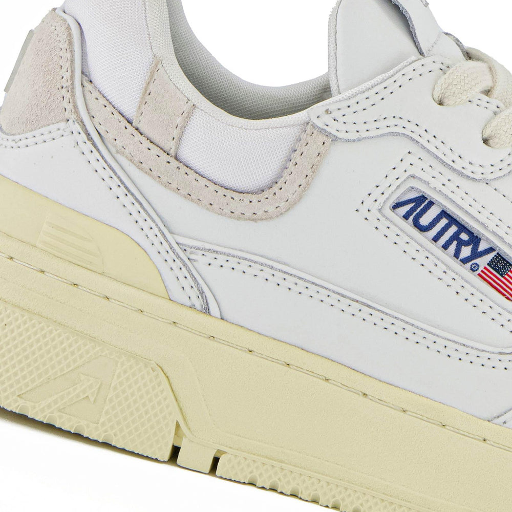 
                  
                    Sneakers CLC Autry ROLW MM41 Autry 
                  
                