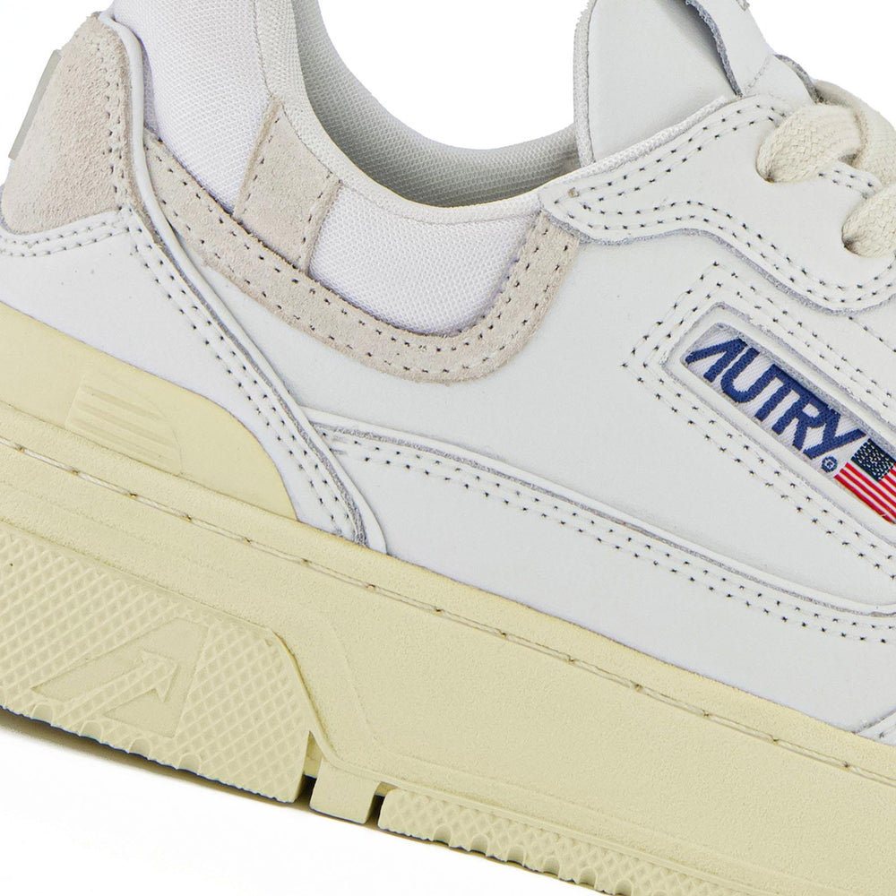 
                  
                    Sneakers CLC LOW Autry ROLM MM41 Autry 
                  
                