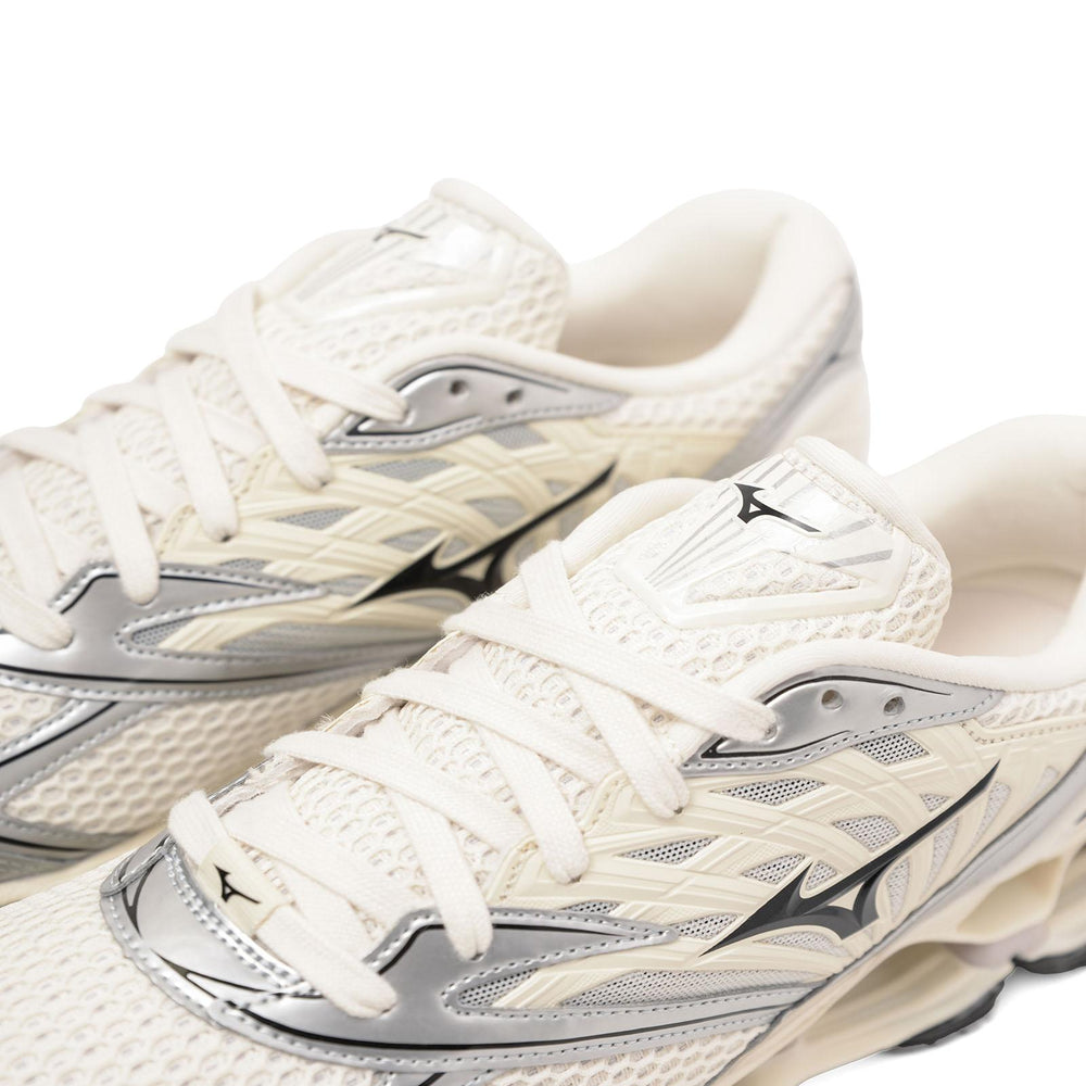 
                  
                    Mizuno D1GA251101
                  
                