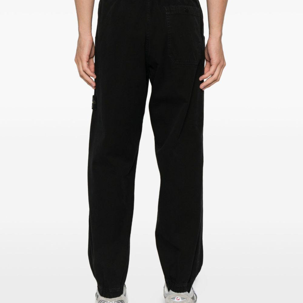 
                  
                    Pantaloni Stone Island K2S153100009S0184 V00129 Stone Island 
                  
                