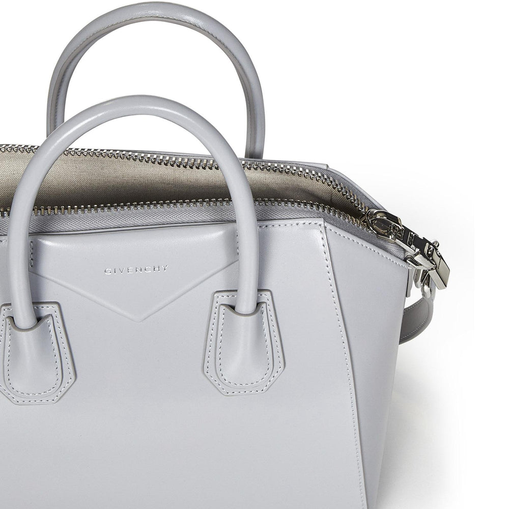 
                  
                    Borsa a mano Antigona Small Givenchy <BR/> BB50TPB00D 050 Givenchy 
                  
                