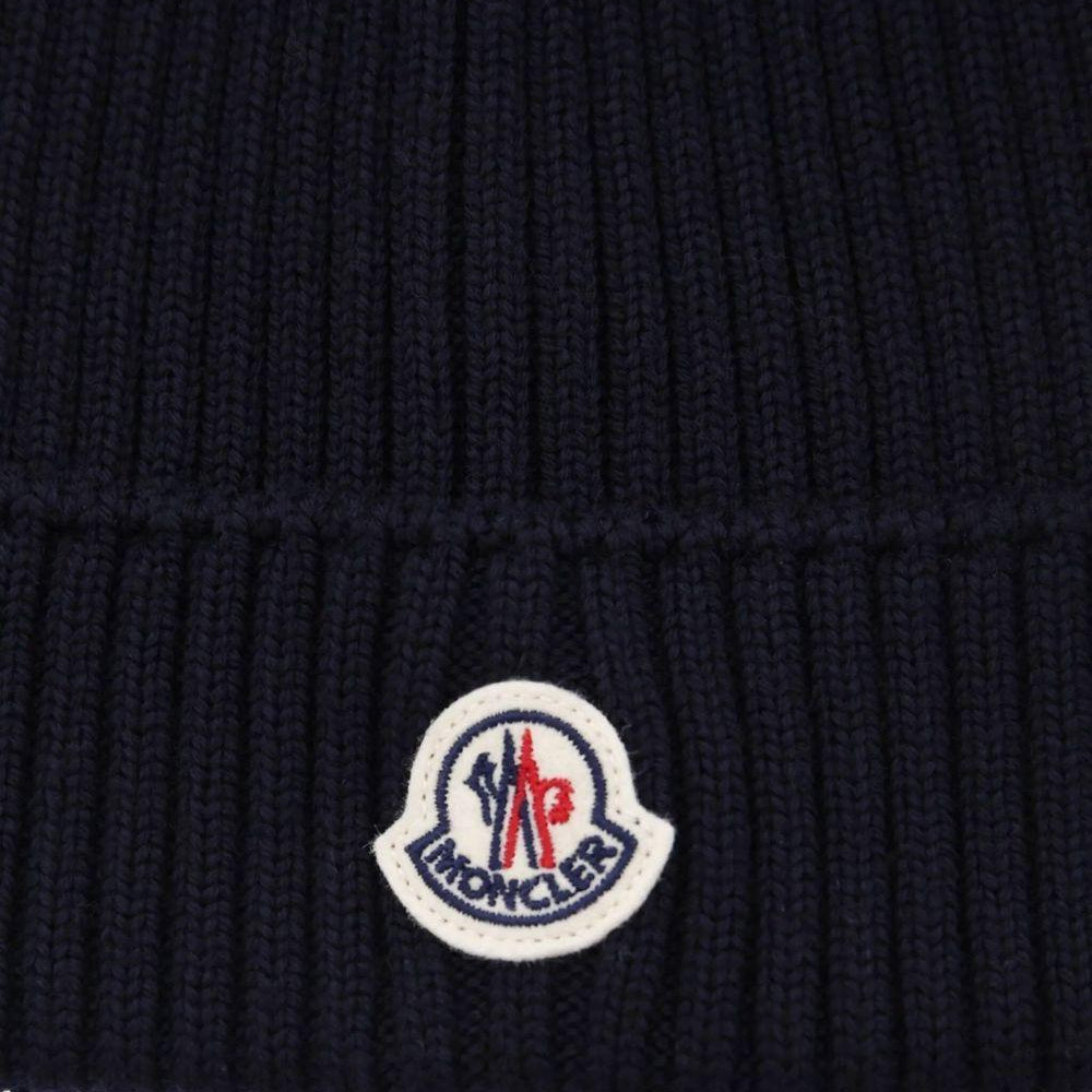 
                  
                    Cappello Moncler Enfant K29543B00009M1131 742 Moncler Enfant 
                  
                