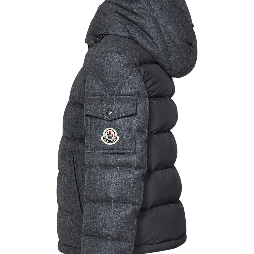 
                  
                    Moncler Enfant 1A0007354272940
                  
                