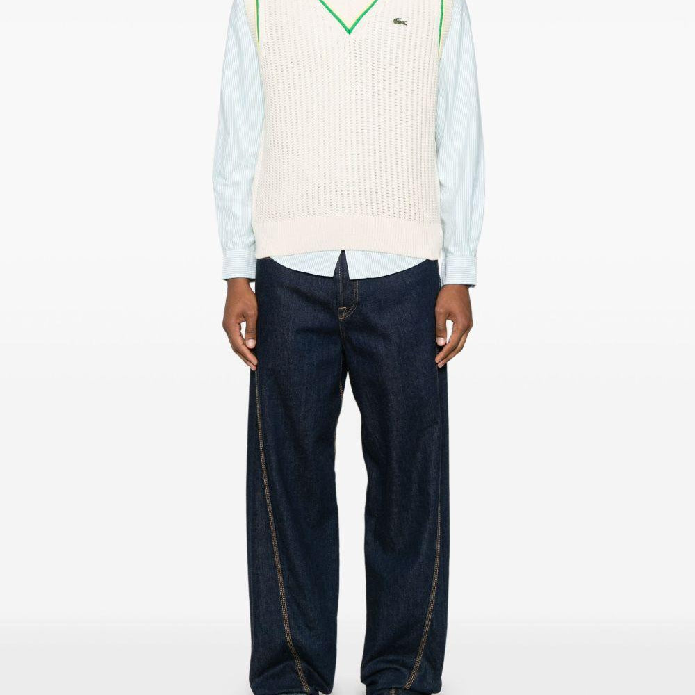 
                  
                    Lacoste AH9302GIH
                  
                