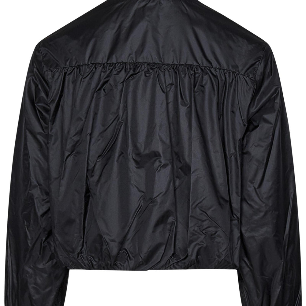 
                  
                    Moncler Enfant 1A00102597YF999
                  
                
