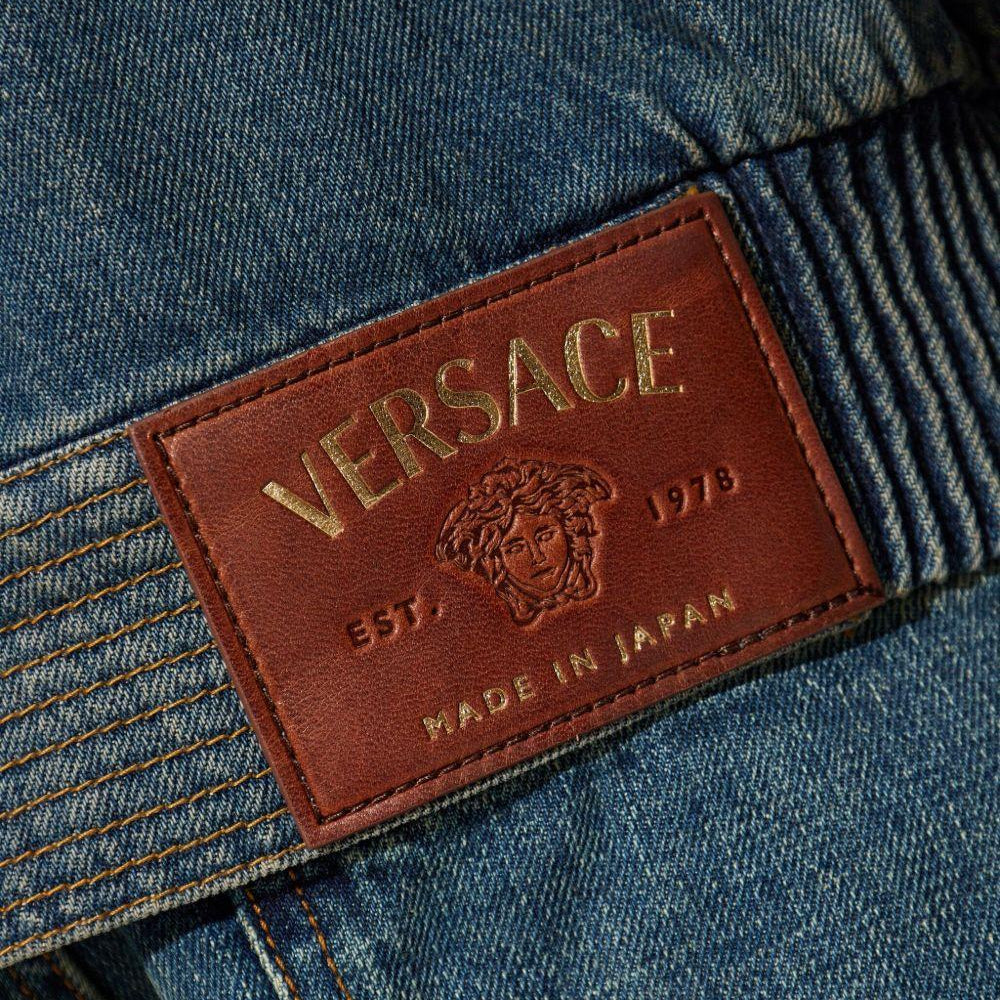 
                  
                    Giubbino Versace 10211101A15407 1D800 Versace 
                  
                