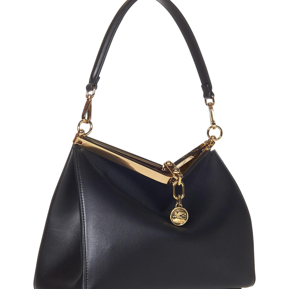 
                  
                    Etro WP1B0002AU022N0000
                  
                