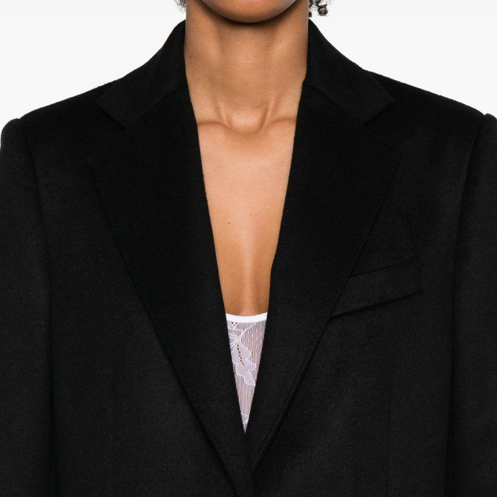 
                  
                    Cappotto DOLCE & GABBANA F0W3ATGDDC1 N0000 DOLCE & GABBANA 
                  
                